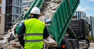 Вывоз строительного мусора в Можге: услуги лицензированной компании — ПроМусор